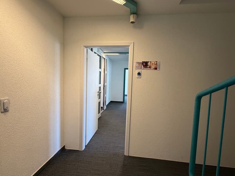 Ufficio spazioso in affitto a Payerne – 5 locali, 143 m² (18)
