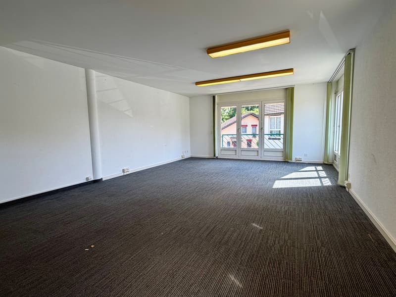 Ufficio spazioso in affitto a Payerne – 5 locali, 143 m² (9)