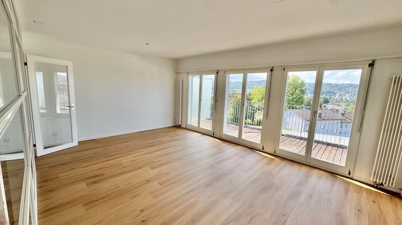 Grosszügige 4.5-Zimmer-Maisonettewohnung in Oberengstringen – sofort verfügbar! (3)