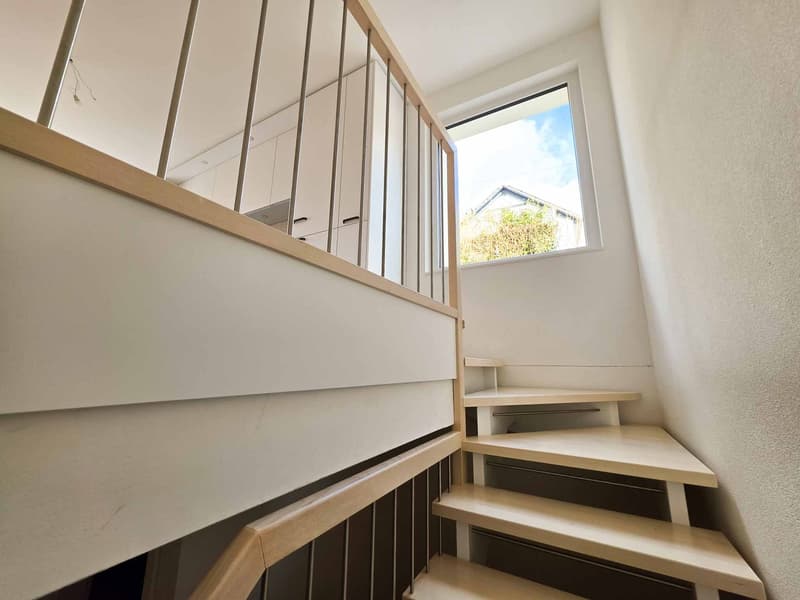 Bellissimo 3.5 locali duplex a Corcelles - nuovo e luminoso (13)