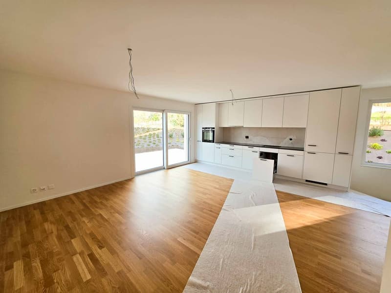Bellissimo 3.5 locali duplex a Corcelles - nuovo e luminoso (1)