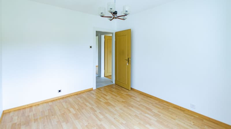 Bevaix - Villa individuale di 5.5 locali in un quartiere tranquillo con giardino privato (13)
