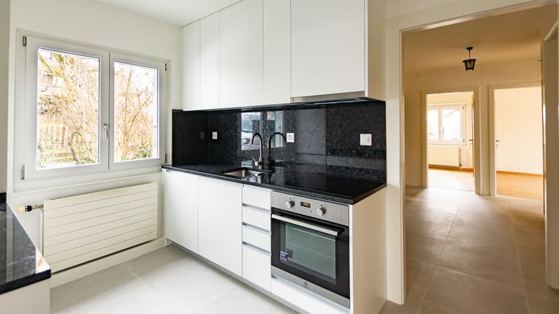 Bevaix - Villa individuale di 5.5 locali in un quartiere tranquillo con giardino privato (4)