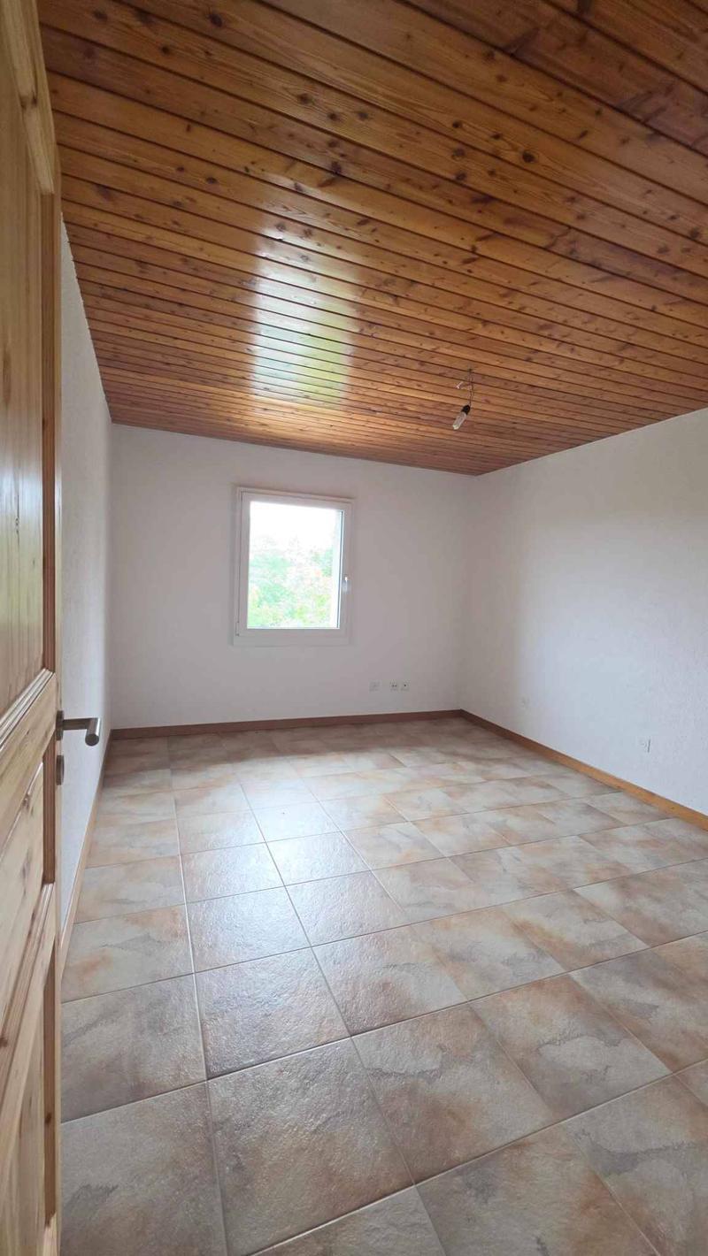 Spacieux appartement de 6 pièces dans un cadre verdoyant (3)