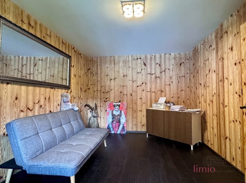 EINE SELTENE GELEGENHEIT: Umfassend renoviertes Chalet mit Einliegerwohnung und Ausbaupotential (13)