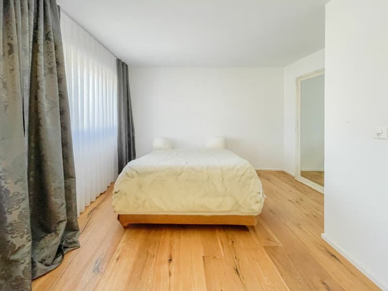 Sofort bewohnbares Zweifamilienhaus + baubewilligtes Projekt (10)