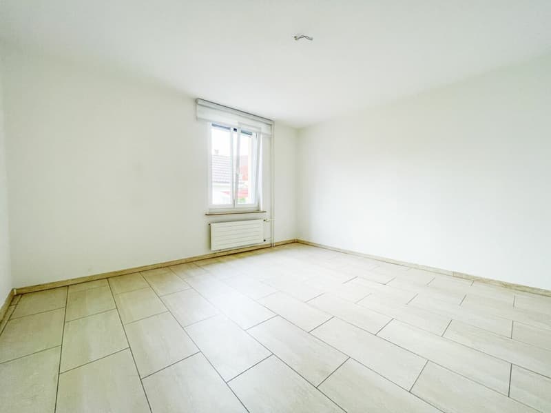 Zweifamilienhaus mit viel Platz, Potenzial und zentraler Lage (6)