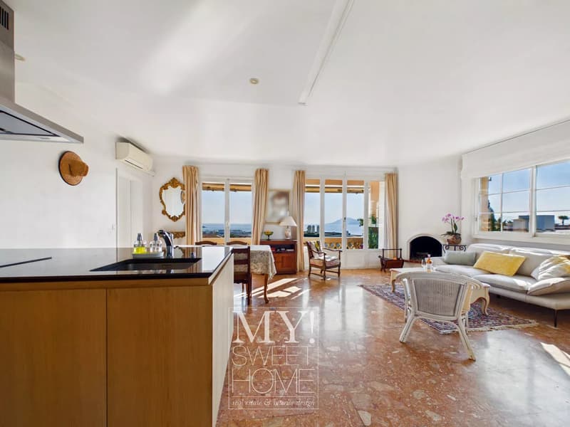 Appartement en duplex exclusif avec vue sur mer dans le quartier Californie de Cannes (9)