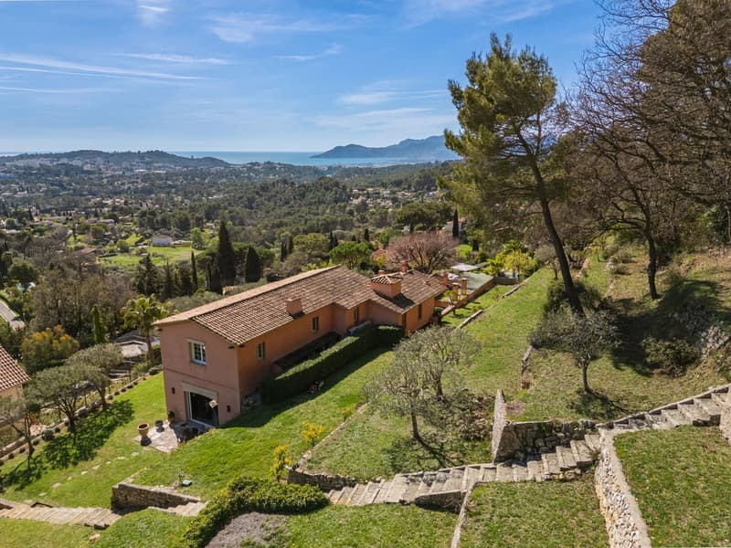 Mougins | Exceptional Villa with Panorama, Spa & Sea View on the Côte d’Azur (23)