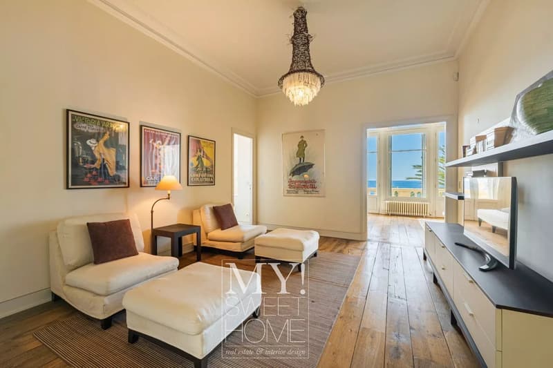 Cannes Midi | Historic Waterfront Villa with Belle-Époque Character (11)