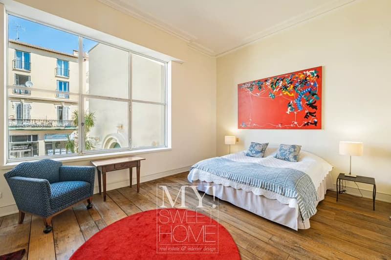 Cannes Midi | Historic Waterfront Villa with Belle-Époque Character (13)
