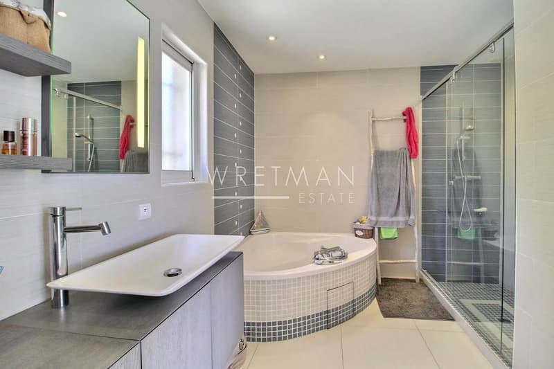 Elegant Villa with Pool in Montauroux, 4 Bedrooms (11)