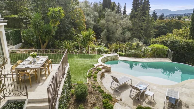 Außergewöhnliche Villa in der Nähe des Dorfes - Mougins (2)