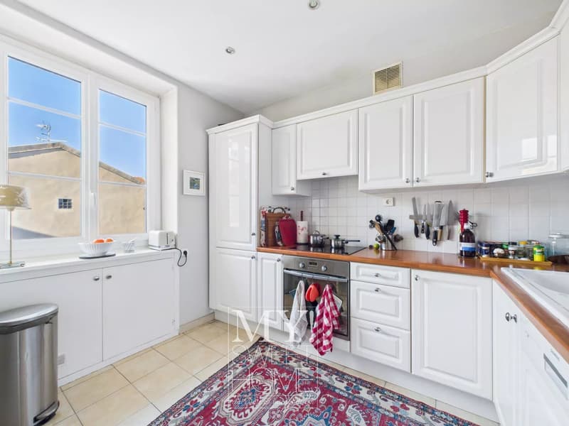 Spacious 4-room top-floor apartment - Nice Les Musiciens (11)