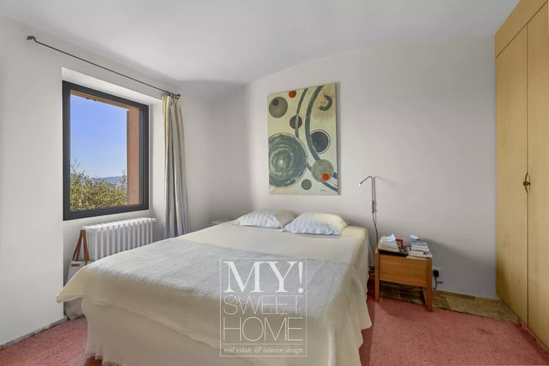 Impressive villa with sea view ? Châteauneuf (13)