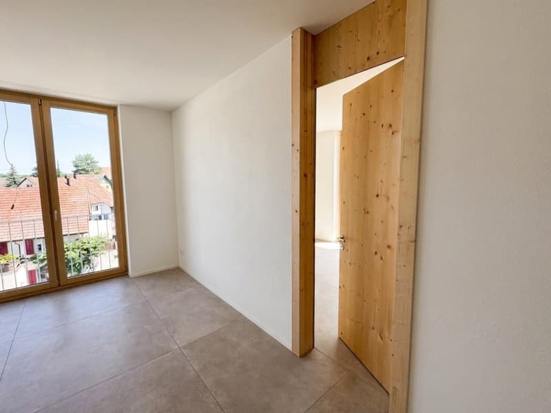 Appartement de ville 3 pièces élégant avec balcon à louer à Effretikon (8)