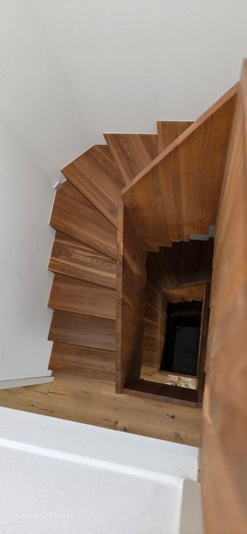 Modern semi-detached house with 6.5 rooms in Port (9)