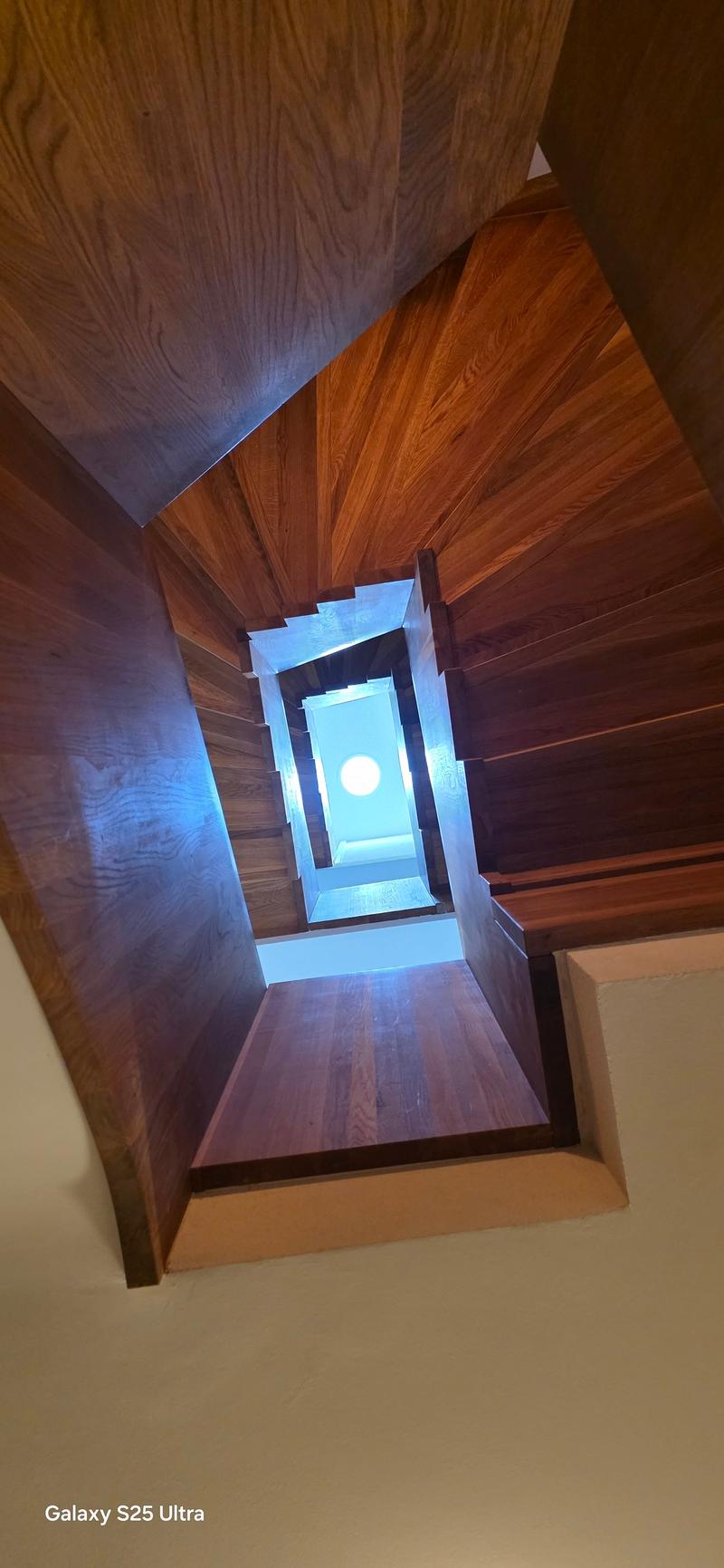 Modern semi-detached house with 6.5 rooms in Port (7)