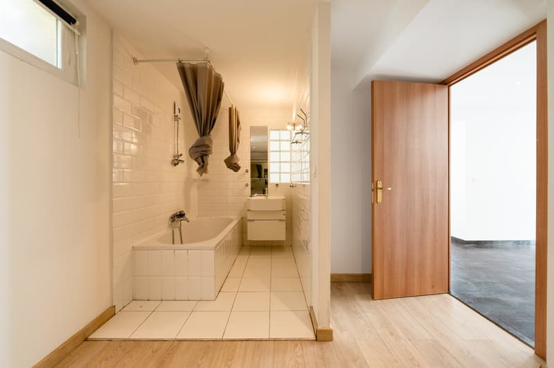 Appartement terrasse de 4 pièces à Divonne-les-Bains – 92m2 - terrasses (76m2), parking, box fermé (9)