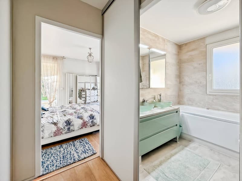 Appartement terrasse de 3.5 pièces à Divonne-les-Bains – 91m2 - terrasse, jardin, cave, garage (9)