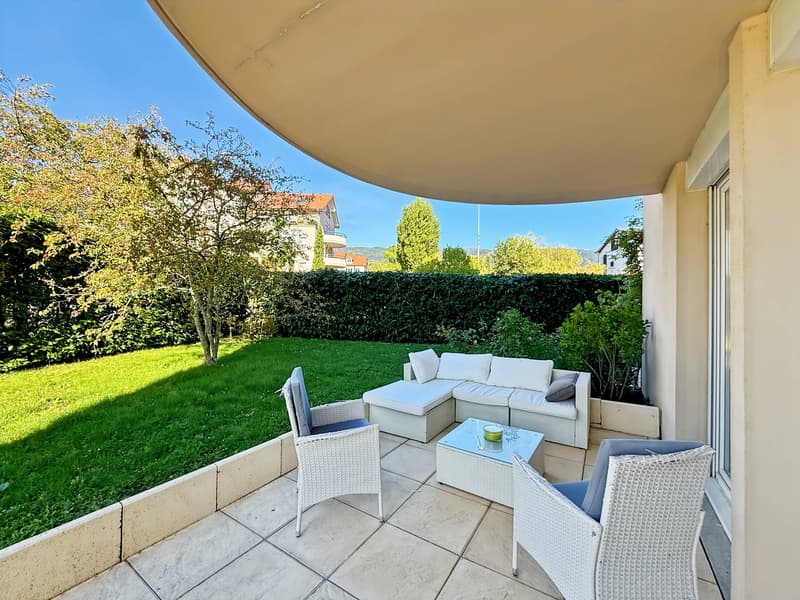 Appartement terrasse de 3.5 pièces à Divonne-les-Bains – 91m2 - terrasse, jardin, cave, garage (2)