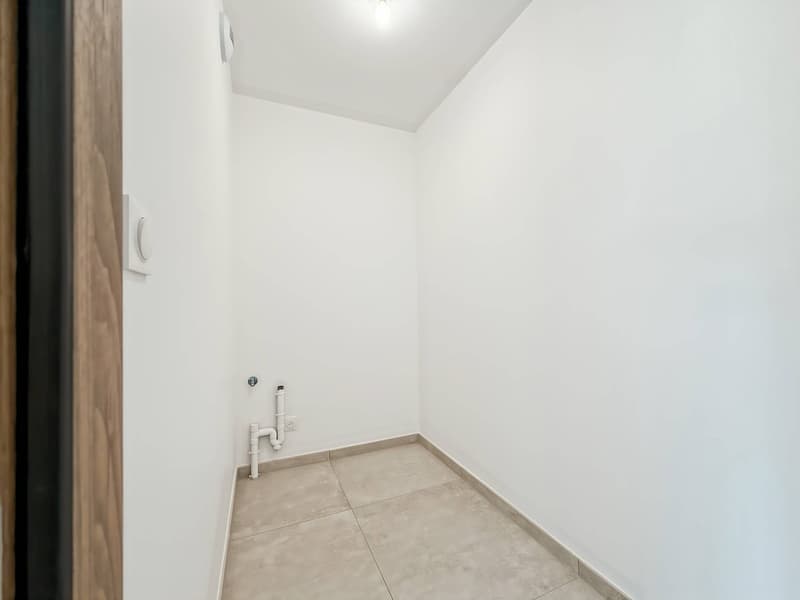 Appartement terrasse de 5 pièces à Divonne-les-Bains - 108m2 - jardin, cave, double garage (12)