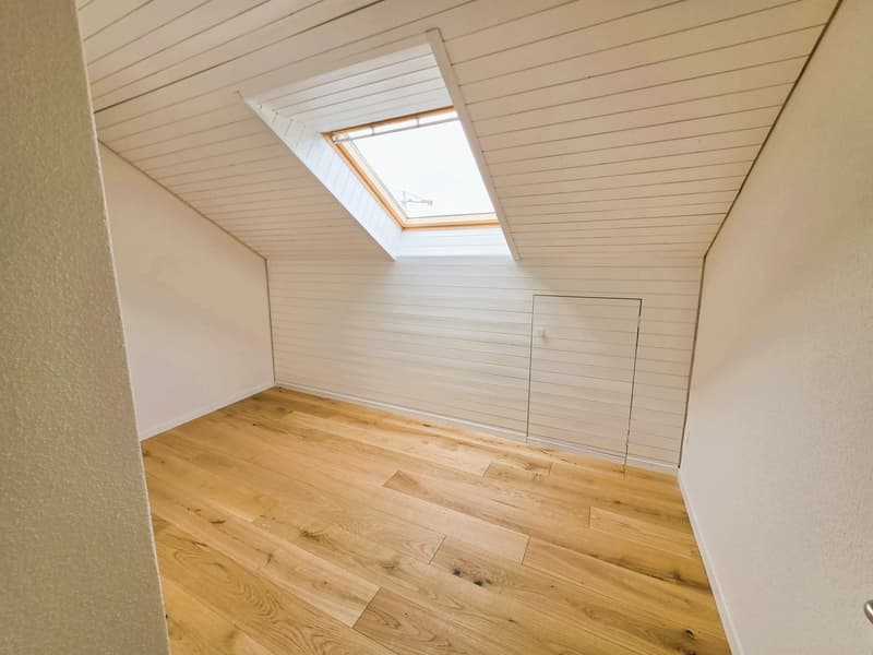 Frisch renovierte 5.5-Zimmer-Maisonettewohnung in Kirchberg (13)