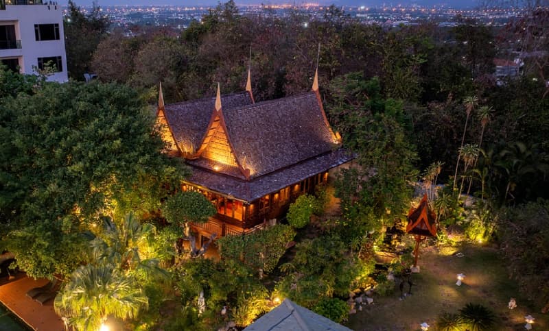 Traumhafte Villa an Top-Lage in Pattaya, Thailand (14)