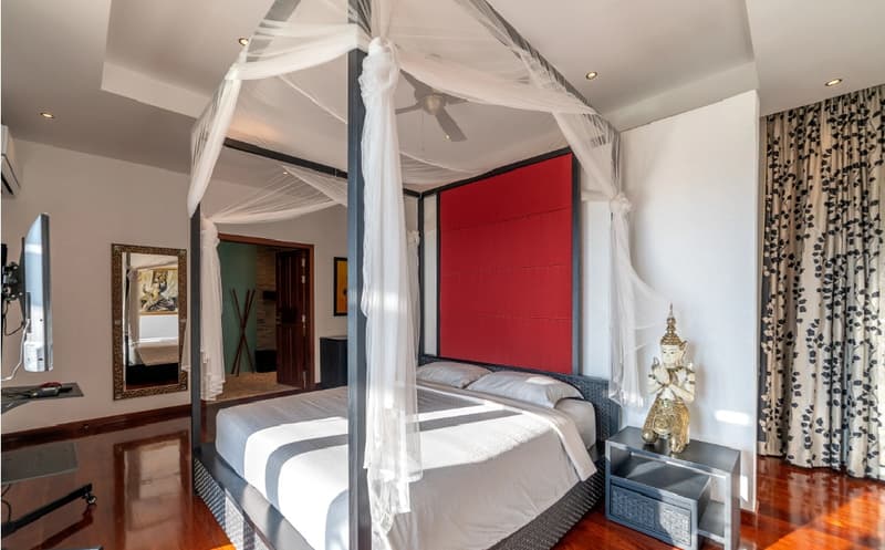 Traumhafte Villa an Top-Lage in Pattaya, Thailand (9)