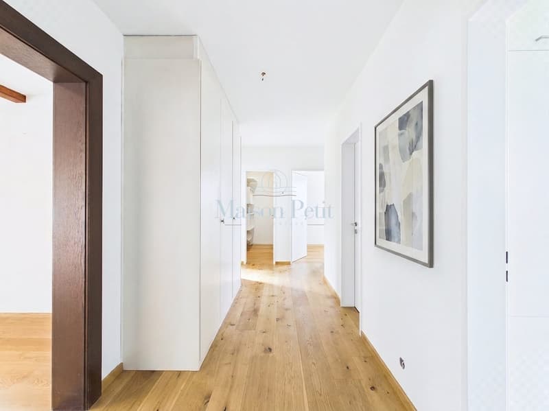 Parfait pour les petites familles, les couples ou les célibataires - à Ebmatingen, 96m2 d'espace de vie avec loggia vitrée cherche de nouveaux propriétaires. (6)