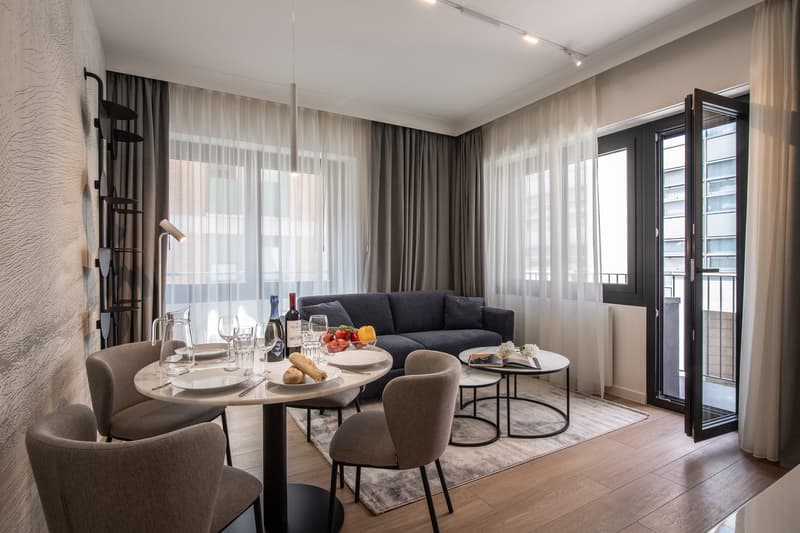 Flexible Rental from 1 Month — Furnished 2.5-Room Apartment with Balcony in Lugano (5)