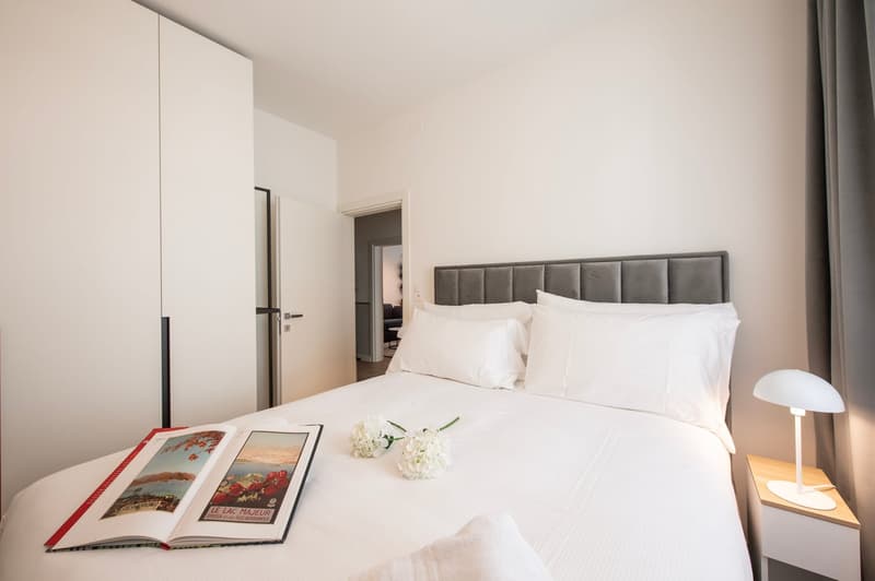 Flexible Rental from 1 Month -Furnished 3.5-Room Apartment with Balcony and Stunning Views in Lugano (9)
