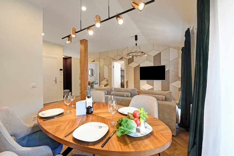 Flexible Rental from 1 Month — Furnished 3.5-Room Apartment in Central Lugano (22)