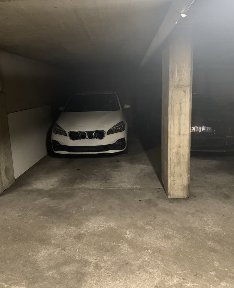 Genève, 5 mn de l'ONU. Location Parking sous-sol sécurisé (2)