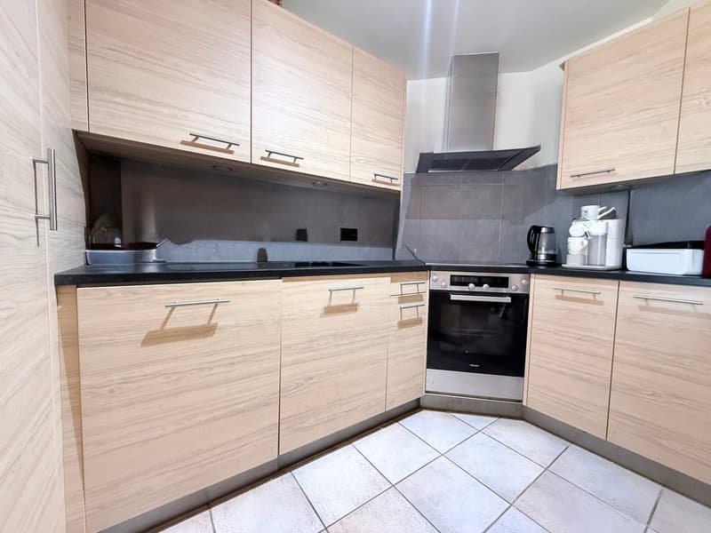 Spacious 4-room attic apartment in Saillon – Breathtaking view and high-end amenities (3)