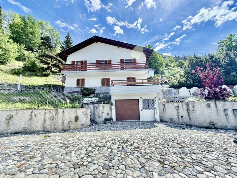 Casa unifamiliare con terreno edificabile (7)