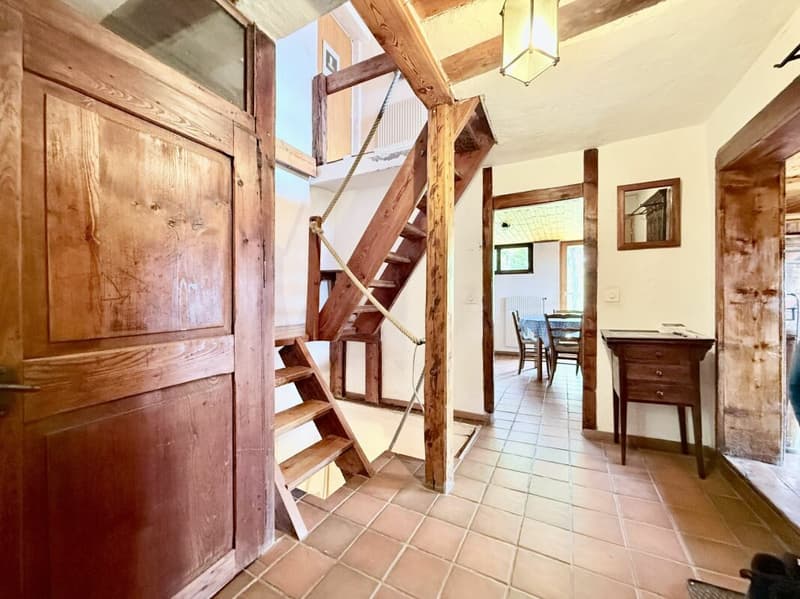Charmante maison avec terrain à bâtir (5)