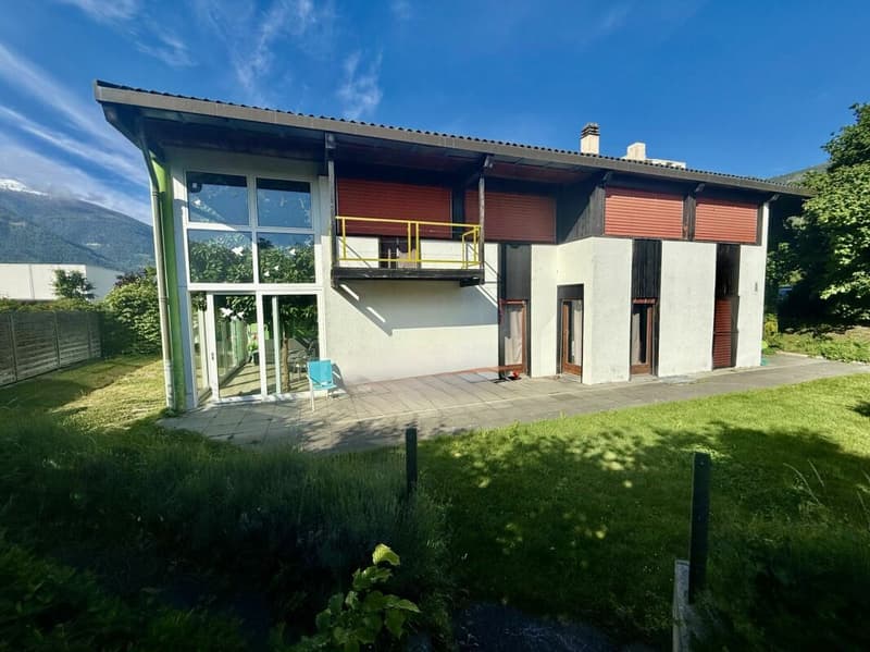 Villa individuale in vendita nel cuore di Sierre (1)