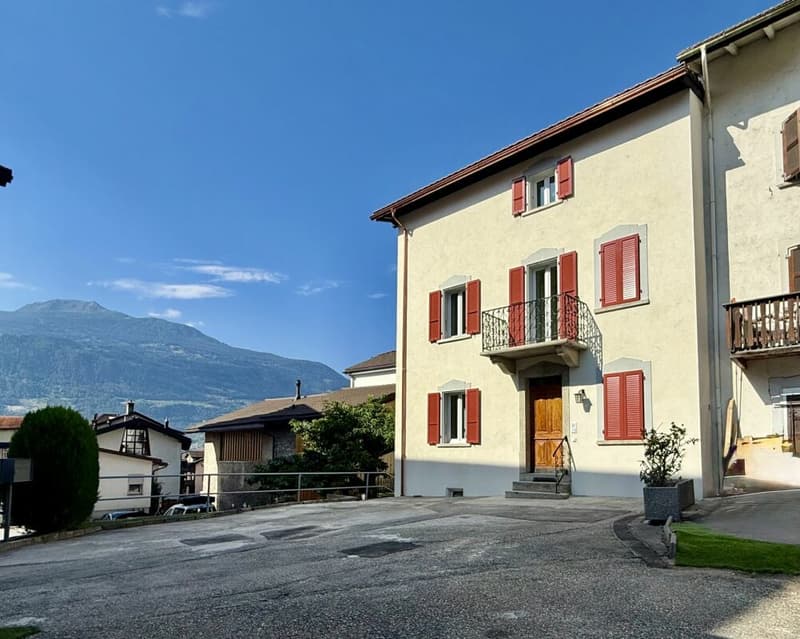 Charmantes renoviertes Apartment mit Charakter im Herzen von Vétroz (7)