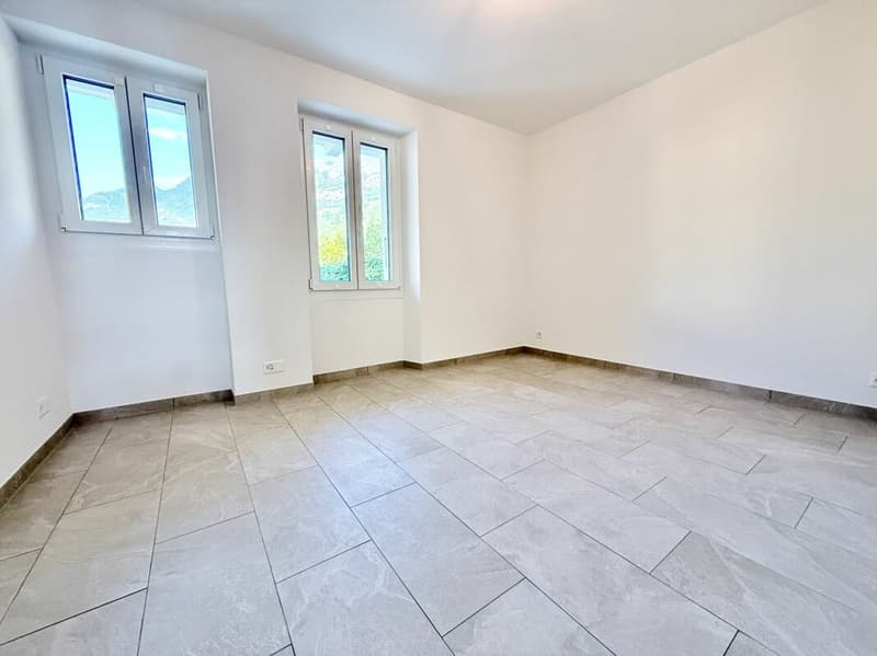 Prächtiges renoviertes Gebäude mit Charme im Herzen des alten Dorfes Vétroz (3)