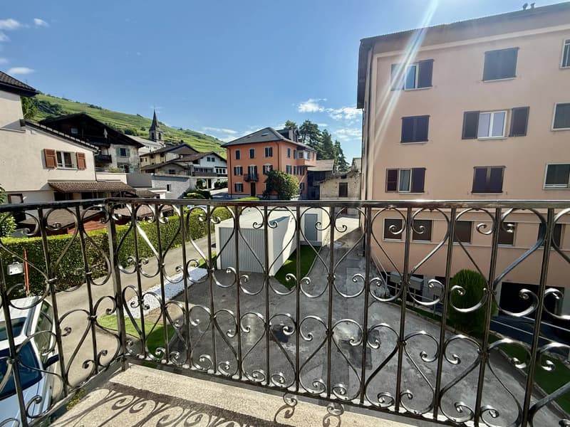 Splendid renovated building with character in the heart of the old village of Vétroz (10)