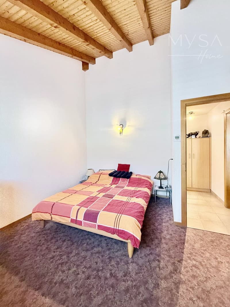 Bel appartement de 4½ pièces situé au dernier étage (7)