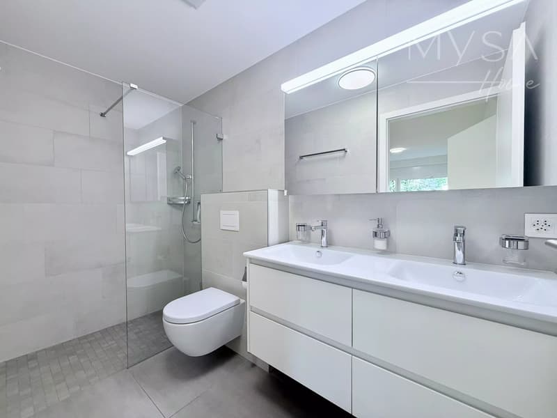 Salle de douche master bedroom