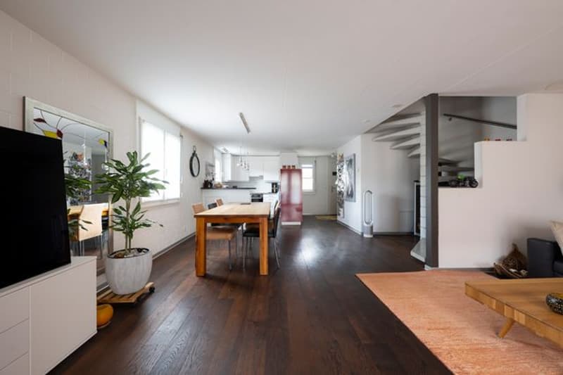Grosszügige 4.5-Zimmer-Maisonette-Wohnung in Utzenstorf (5)