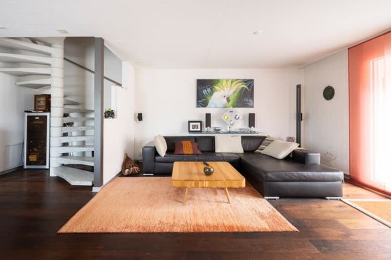 Grosszügige 4.5-Zimmer-Maisonette-Wohnung in Utzenstorf (3)