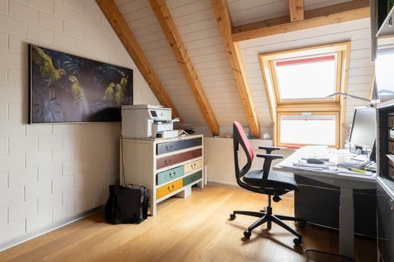 Grosszügige 4.5-Zimmer-Maisonette-Wohnung in Utzenstorf (15)