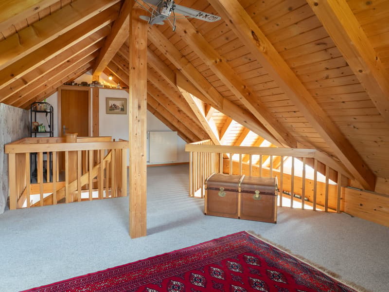 Charmante 6.5-Zimmer-Dachwohnung mit Weitblick (23)