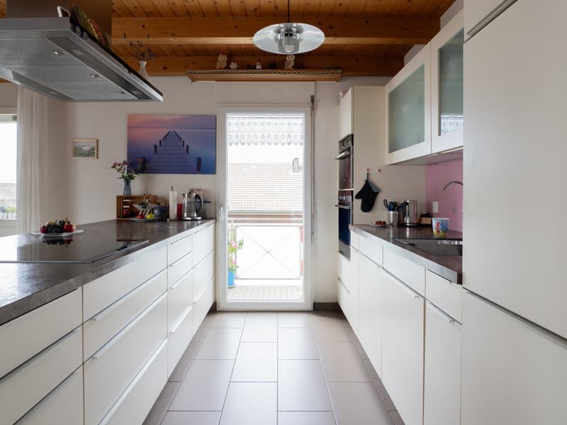 Charmante 6.5-Zimmer-Dachwohnung mit Weitblick (3)