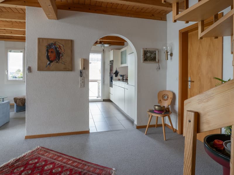 Charmante 6.5-Zimmer-Dachwohnung mit Weitblick (9)
