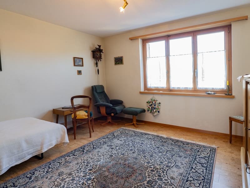 Charmante 4.5-Zimmer-Wohnung in ruhiger Lage in Bätterkinden (16)
